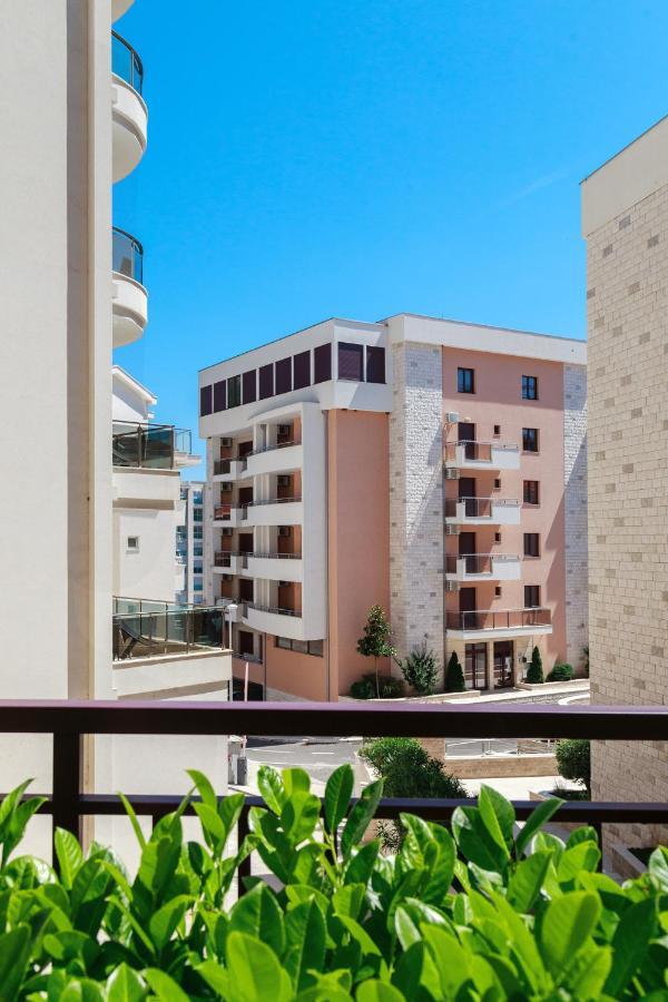 Three Bedroom Spacious Apartment Anatolia Budva Exterior foto